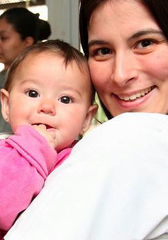 Madre e hijo en ACER